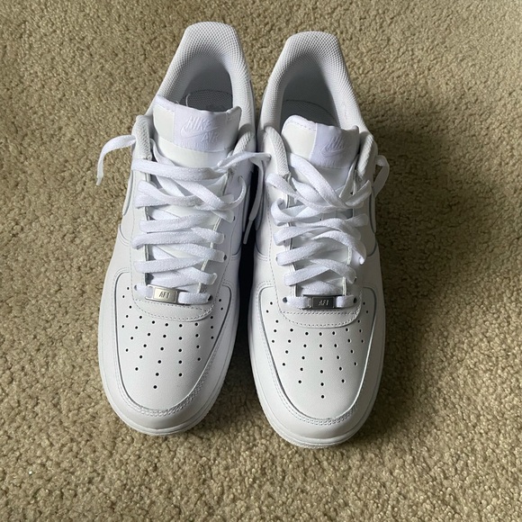 men’s 10.5  nike Air Force’s - Picture 1 of 5